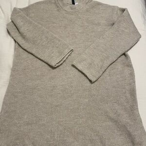 H&M sweater